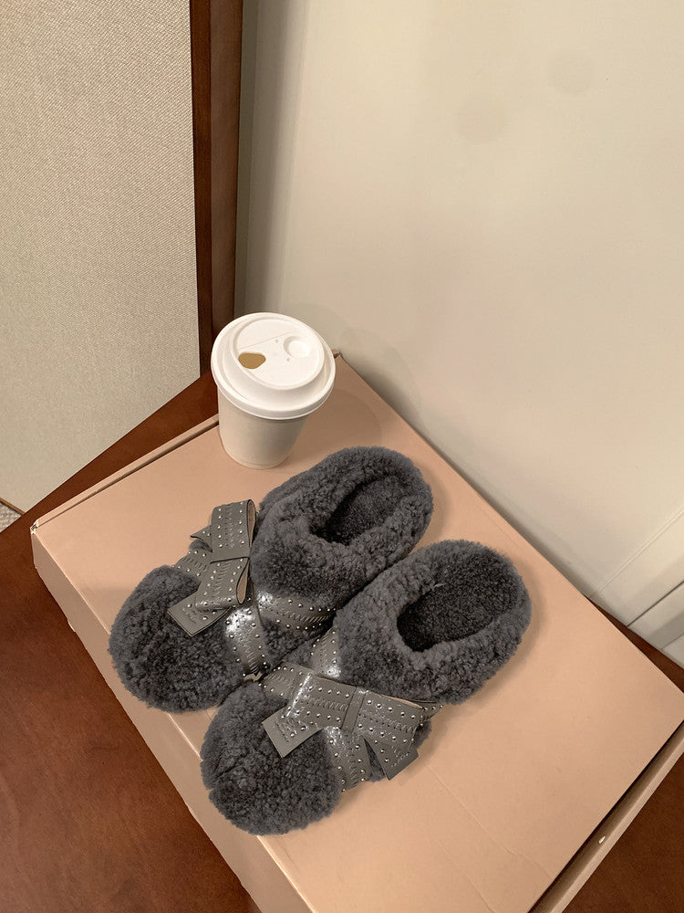 Pure shearling warmth