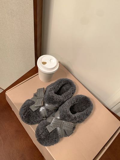 Pure shearling warmth