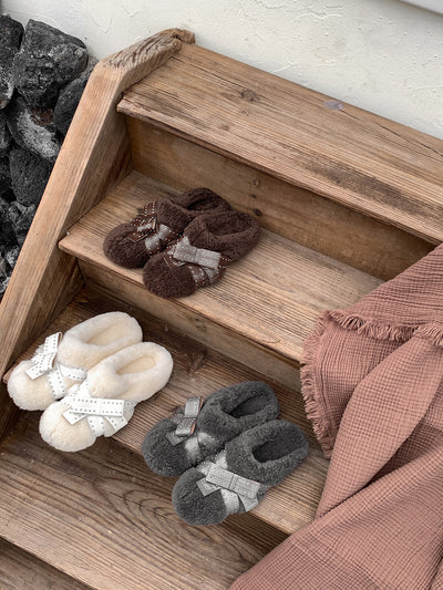 Pure shearling warmth